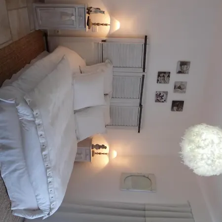 Chambres D'hotes Le Sainans *